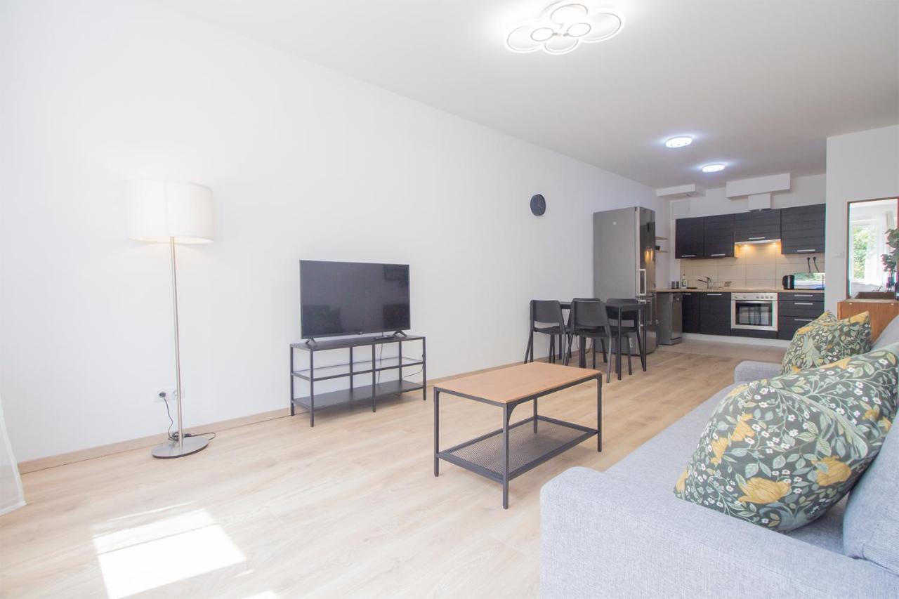 Apartamento Spring House With Free Private Parking Budapest Exterior foto