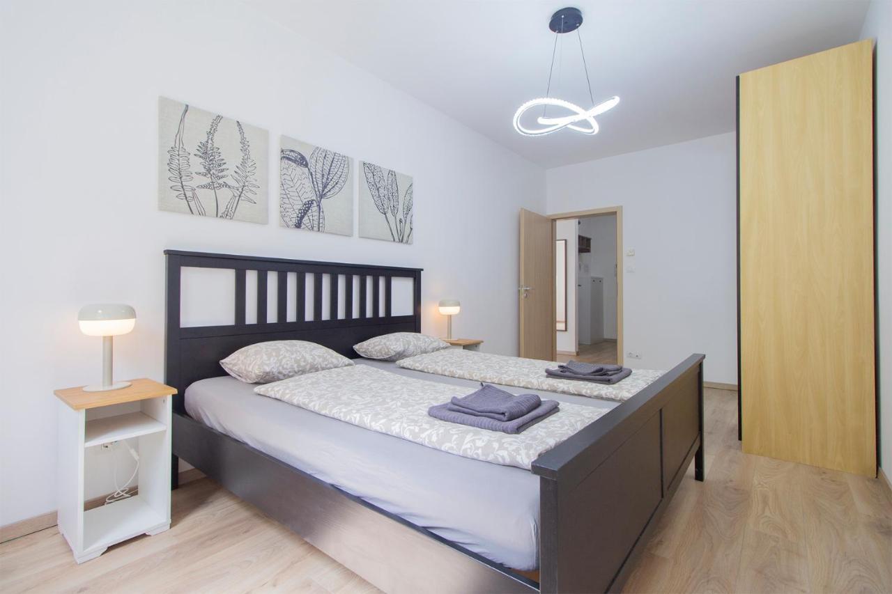 Apartamento Spring House With Free Private Parking Budapest Exterior foto